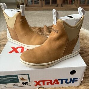 XTRATUF Women’s Size 8 Deck Boots (Taupe/Scales)